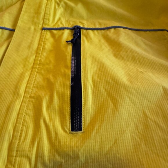 Novara (REI) Men's Cycling Waterproof Shell Medium Yellow - Picture 5 of 8